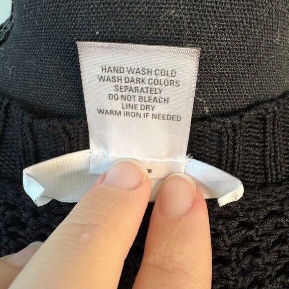 White House Black Market Women's Black Sequins Shrug Size Medium - Picture 6 of 6